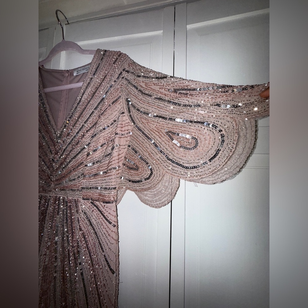 NWT |Mac Duggal 93583 Pink Vintage Rose Sequined V Neck Cape Sleeve Gown Size 8 - Picture 13 of 17